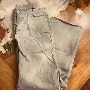 Boys Vineyard Vine Khaki Size 18